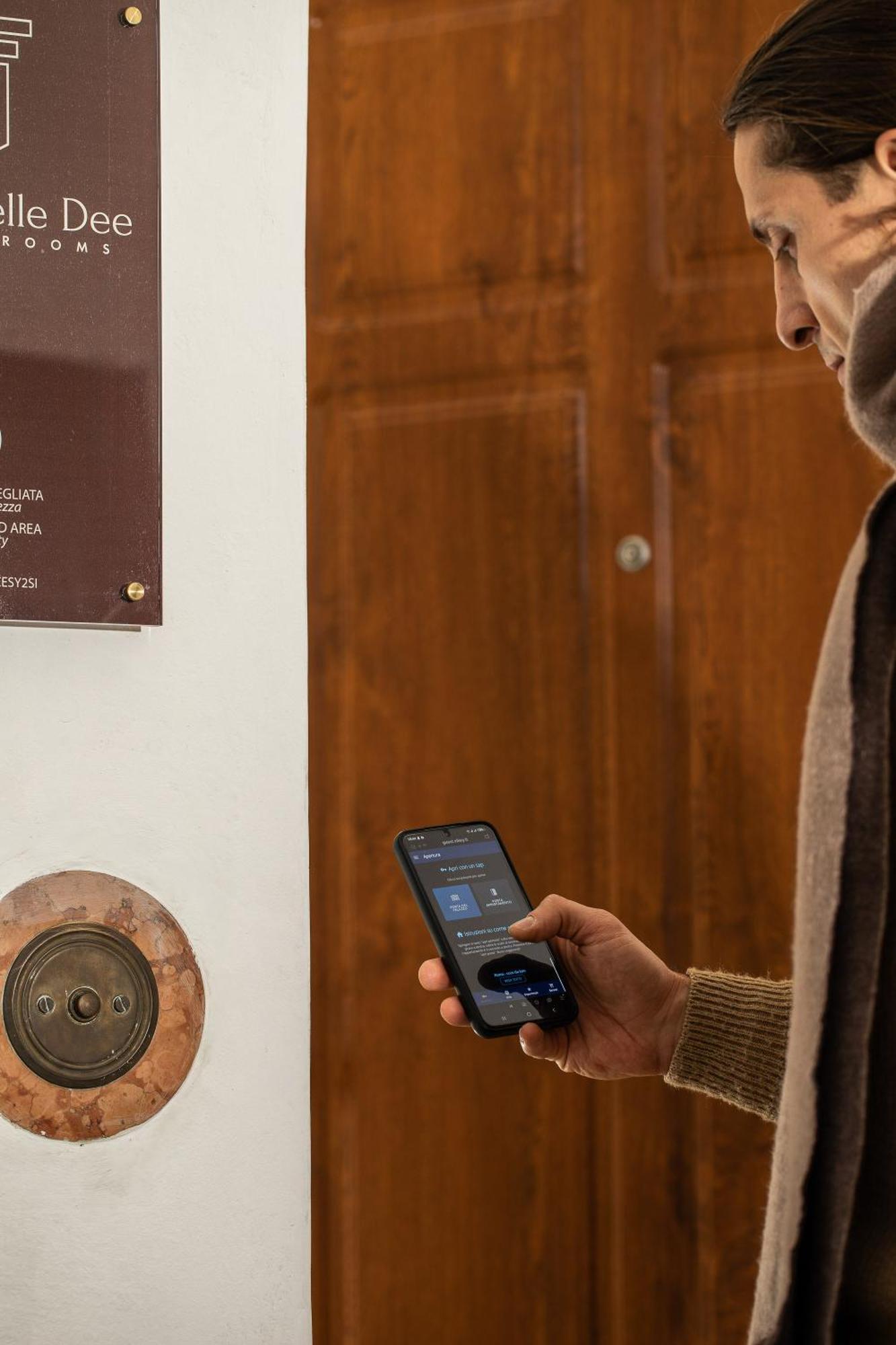 Hotel La Casa Delle Dee - Self Check-In Bolonia Exterior foto